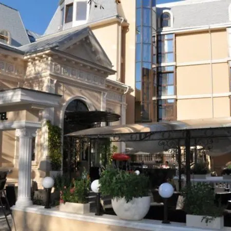 Hotel Vigo Grand 3*